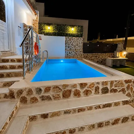 Katsaras Sunset & Pool House Kremastí