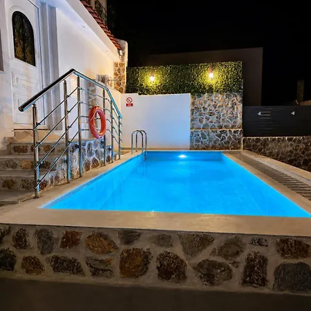 Villa Katsaras Sunset & Pool House Kremastí